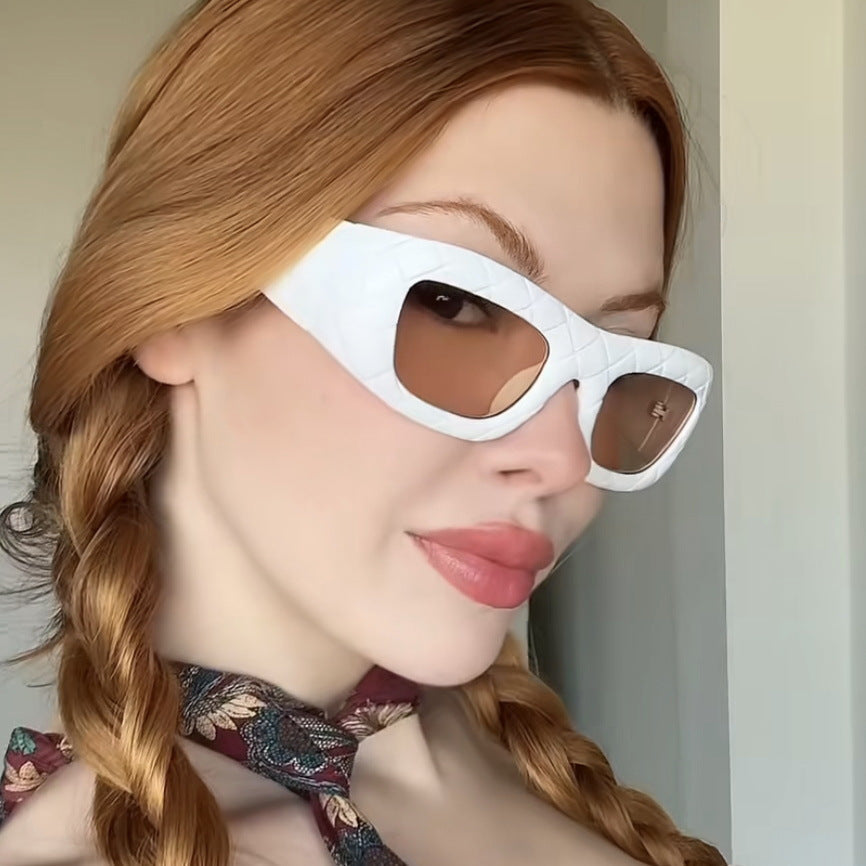 Ladies fashionable sunglasses in contemporary design Kalsten