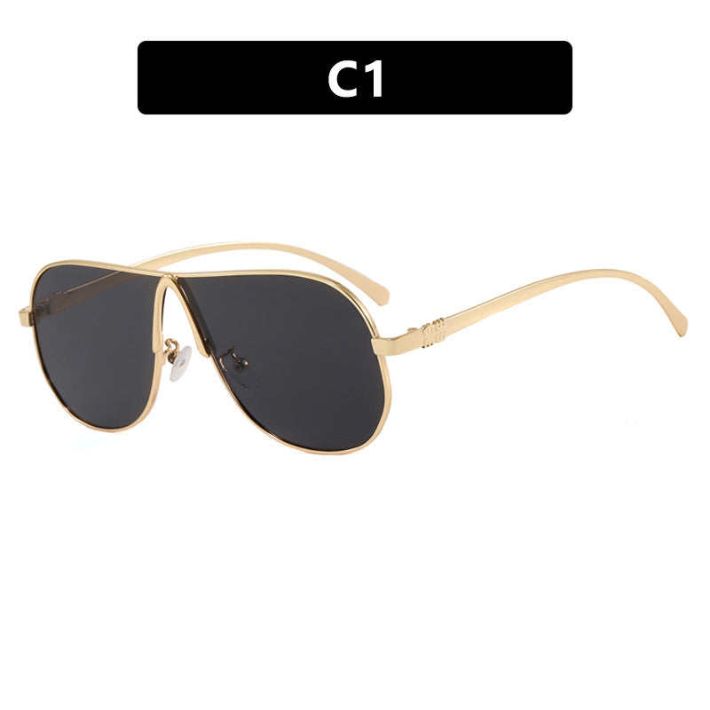 Women oversized sunglasses with modern design Kalsten