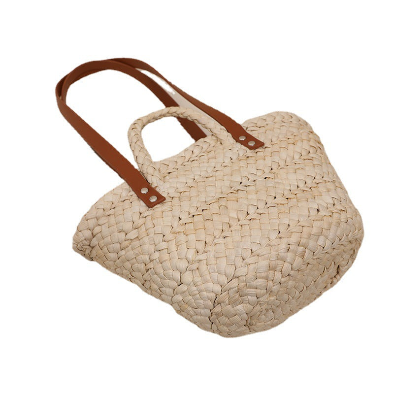 Handcrafted straw bag with sturdy leather handles Kalsten