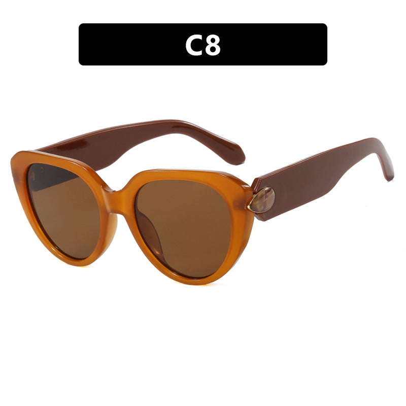 Women Cat-Eye Sunglasses with striking design and protective UV filter Kalsten