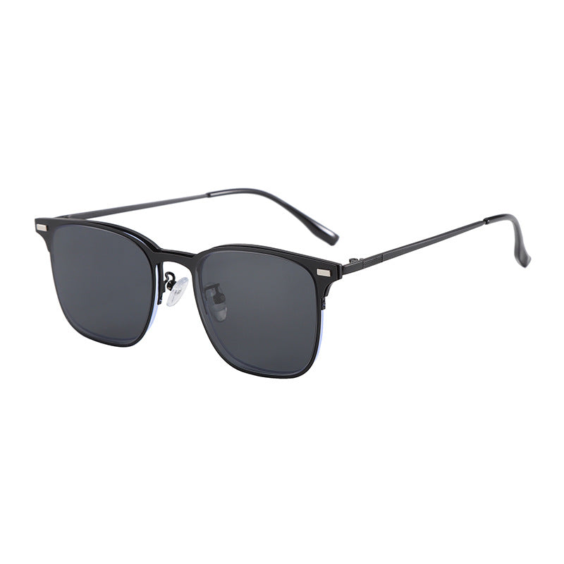 Women Trendy Square Sunglasses in Modern Design Kalsten