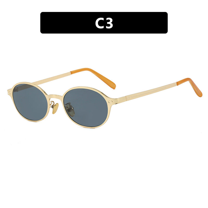 Women's round glasses with a delicate metal frame and comfortable nose pads Kalsten