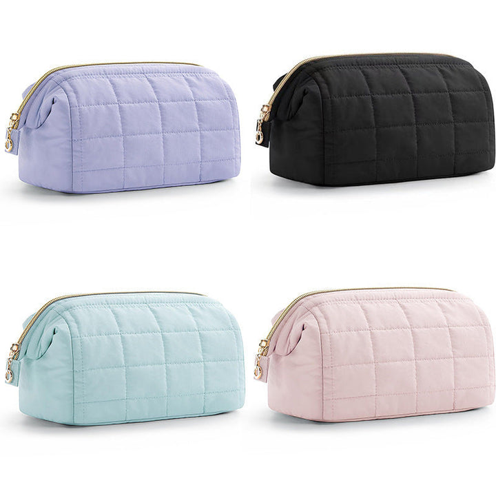 Padded cosmetic bag with elegant zipper Kalsten
