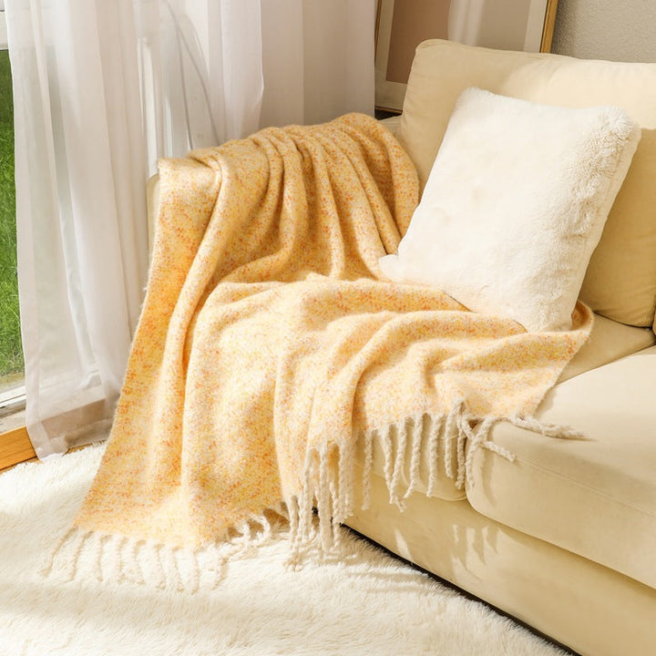 Ladies elegant and cozy blanket with fringes Kalsten