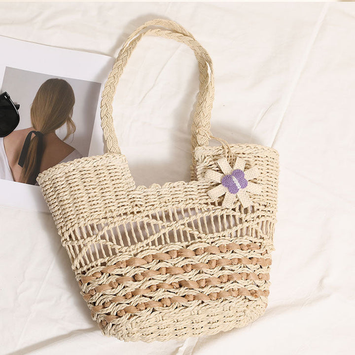 Braided basket bag with decorative flower appliqué Kalsten
