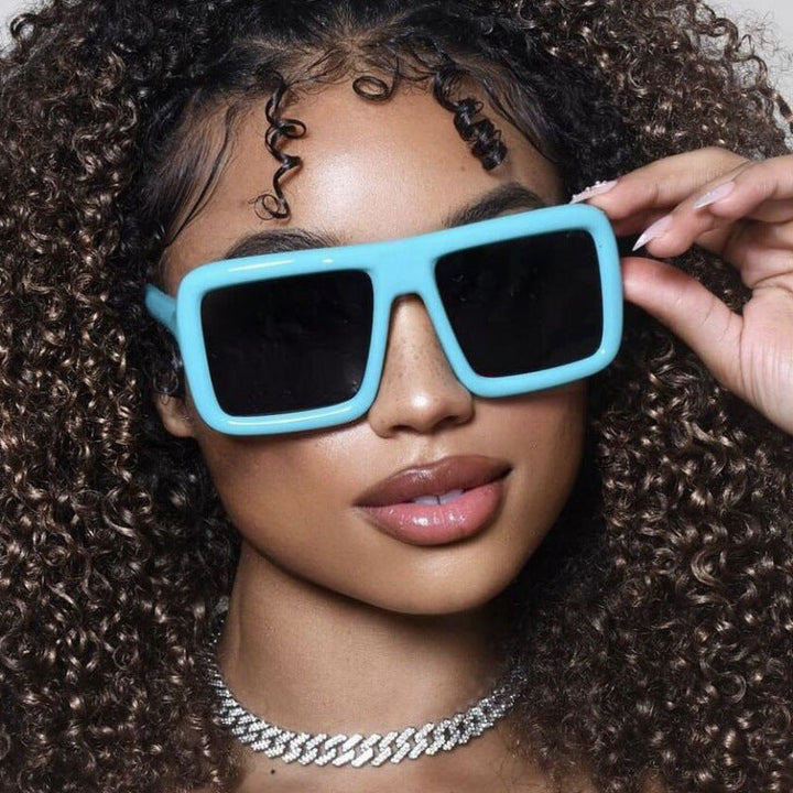 Women's sunglasses in a modern, rectangular design with high UV protection function Kalsten