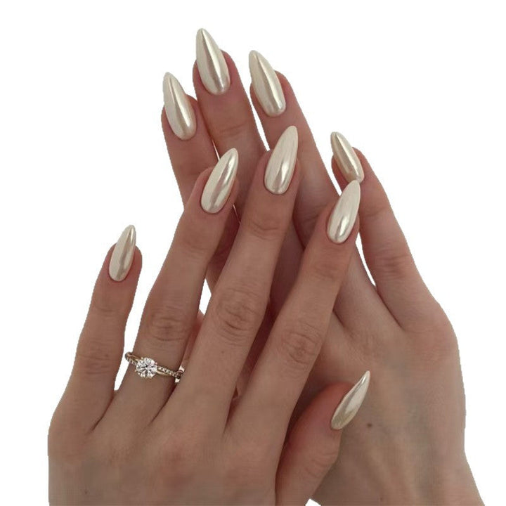 Elegant Artificial Nails in Shimmering Metallic Look Kalsten