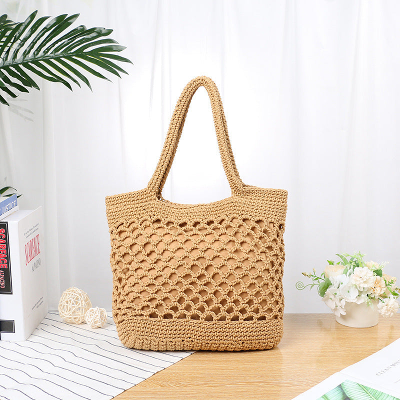 Hand-knotted tote bag with modern mesh design Kalsten