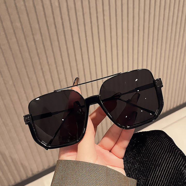 Women oversized sunglasses with elegant, square frame Kalsten