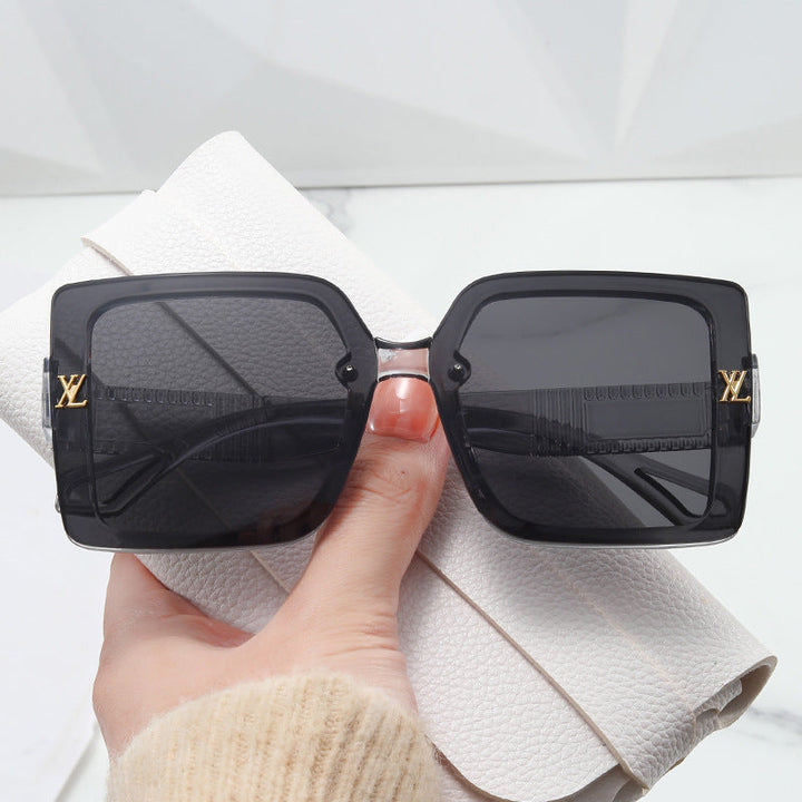 Women's fashionable square sunglasses with elegant design Kalsten