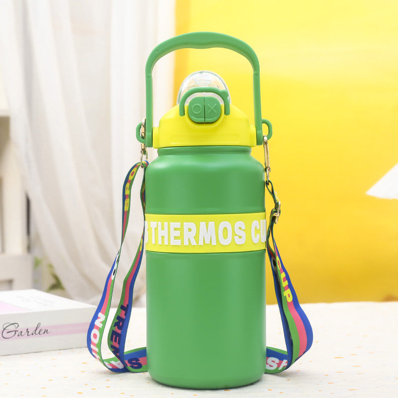 Insulated drinking bottle with practical carrying strap Kalsten