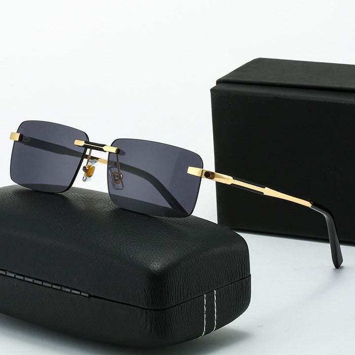 Women's sunglasses in modern rectangular design with luxurious metal elements Kalsten