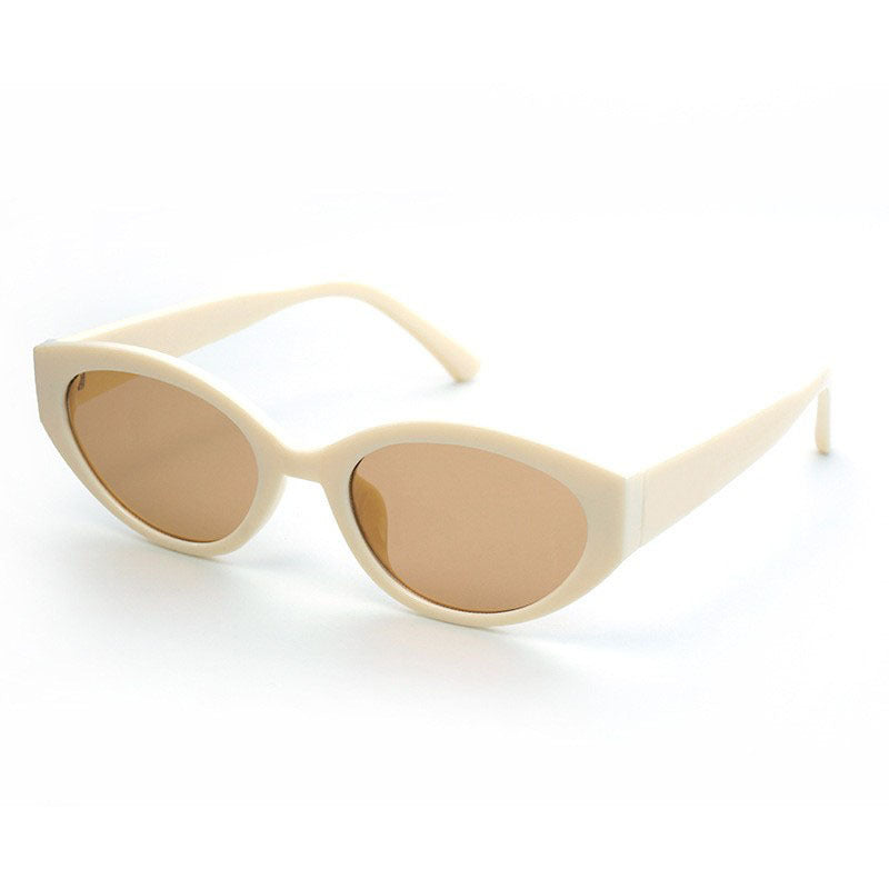 Women's fashionable cat-eye sunglasses with trendy frame and UV protection Kalsten