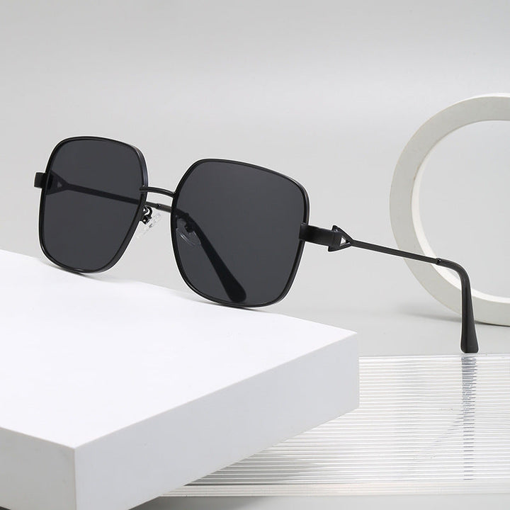 Women's square sunglasses with fashionable and sturdy frame Kalsten