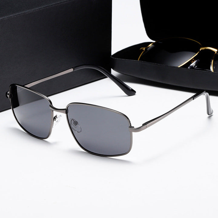 Women's elegant sunglasses with modern metal frame Kalsten