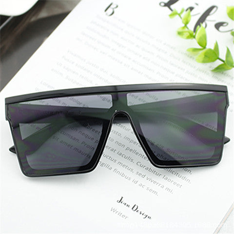 Women's Oversized Sunglasses with Modern Rectangular Frame Kalsten