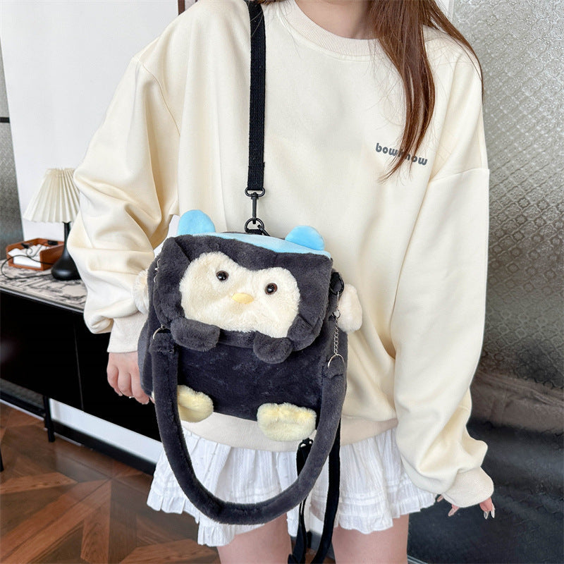 Plush backpack with cute penguin design Kalsten