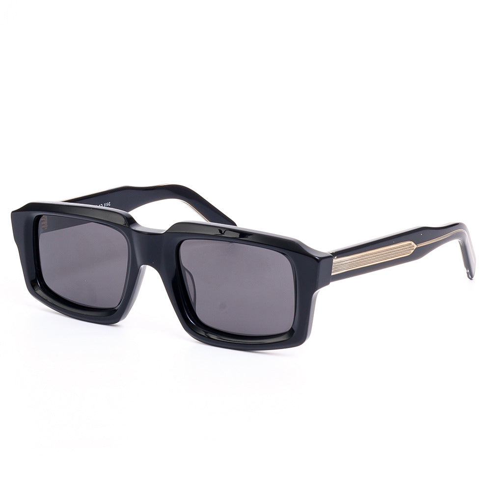 Women's sunglasses in a stylish and multifaceted design with a comfortable plastic frame Kalsten