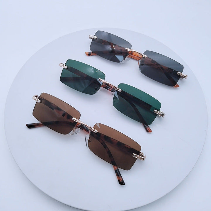 Women's fashionable rectangular sunglasses with unique design feature Kalsten