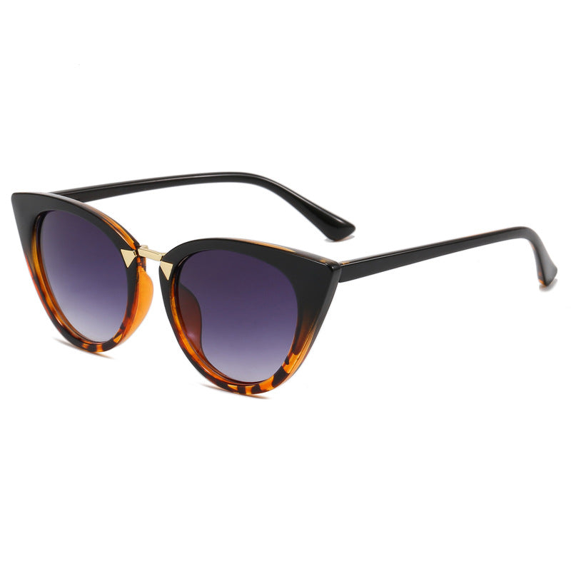 Ladies Cat-Eye Sunglasses with Elegant Golden Detail Kalsten