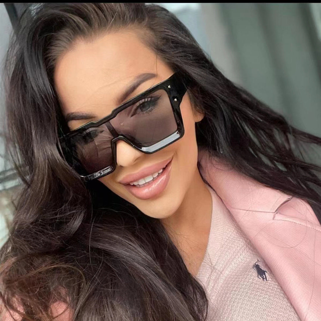 Women's statement sunglasses with wide frame and UV protection Kalsten
