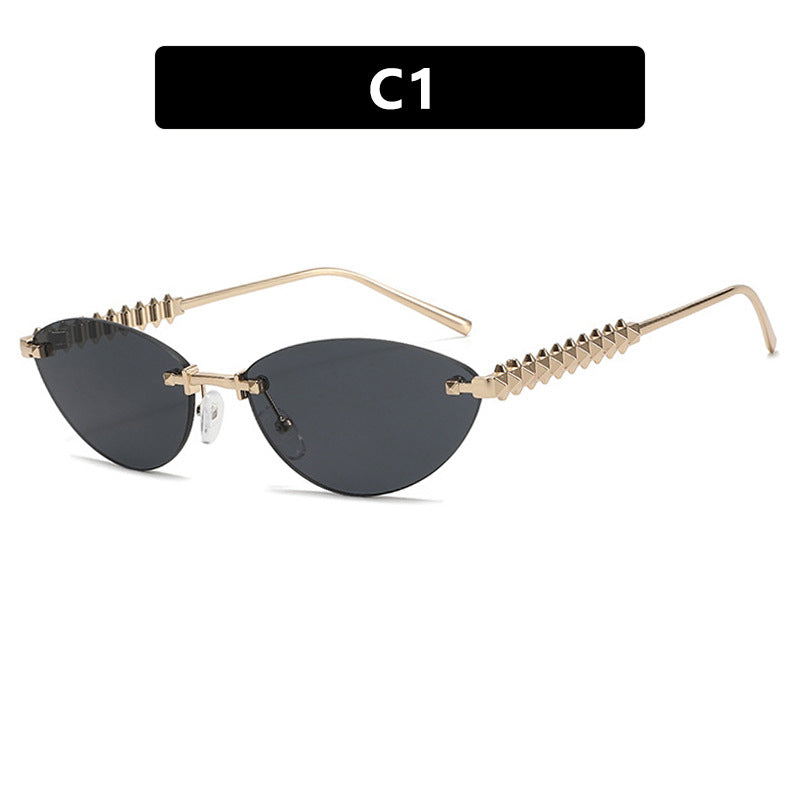 Women's sunglasses in modern, geometric design with stylish metal frame and UV protection Kalsten