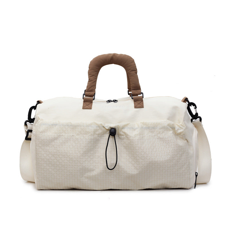 Sporty travel bag with padded carrying handle Kalsten