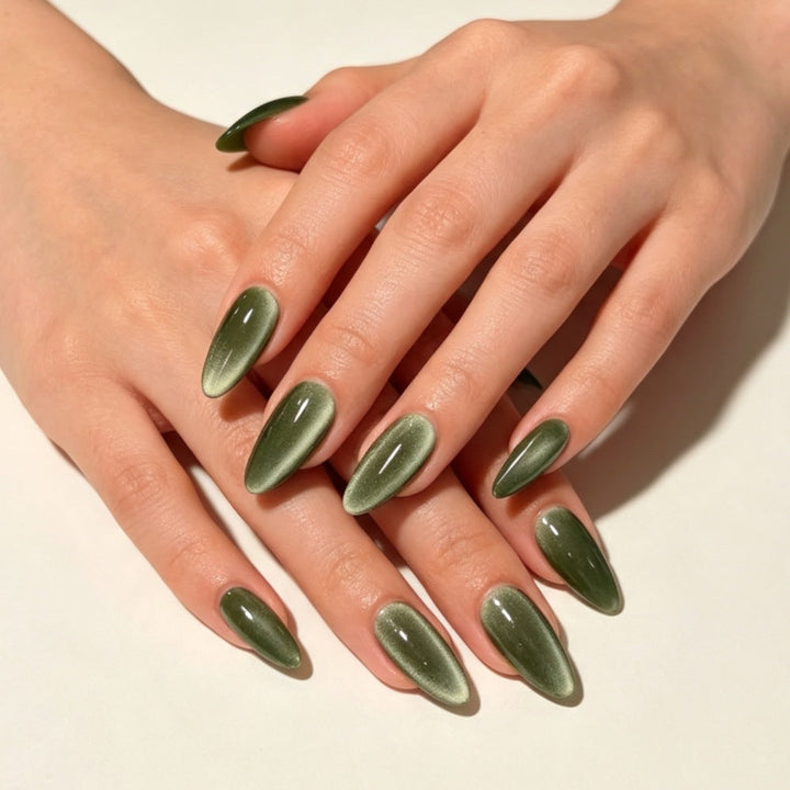 High-quality artificial nails with elegant gradient color Kalsten