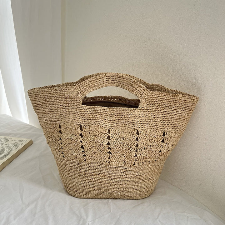 Handcrafted straw bag with geometric pattern Kalsten