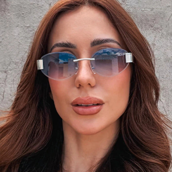 Women's glamorous sunglasses with clear, elegant frame and protective UV filter Kalsten