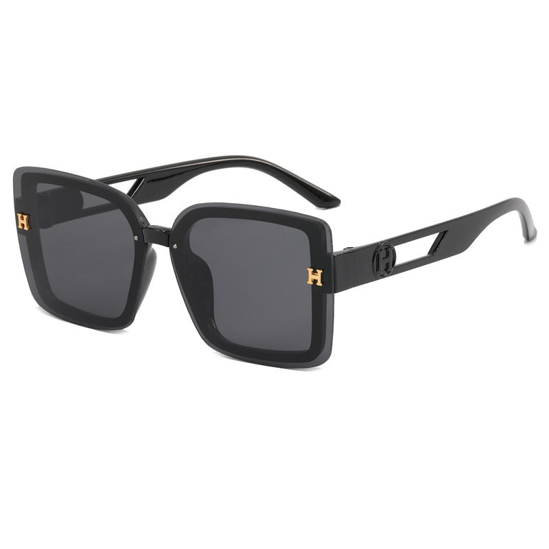 Women modern square sunglasses with elegant design Kalsten
