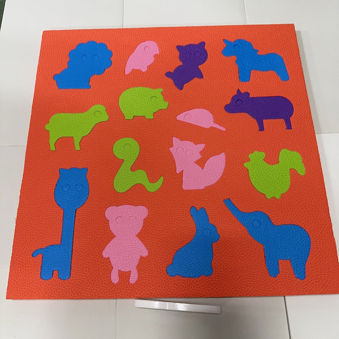 Learning play mat with animal motifs Kalsten