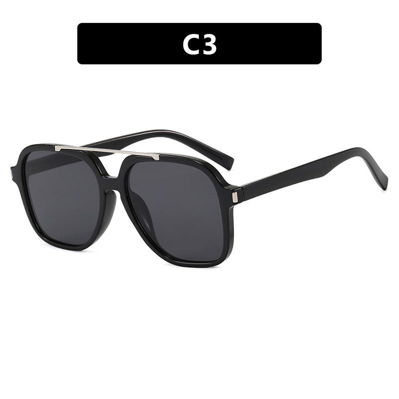 Women's square sunglasses with protective UV filter and elegant frame Kalsten