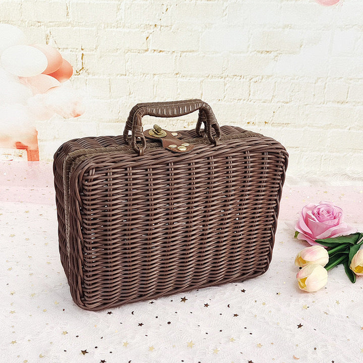 Ladies Stylish Rat Box with Practical Handles Kalsten