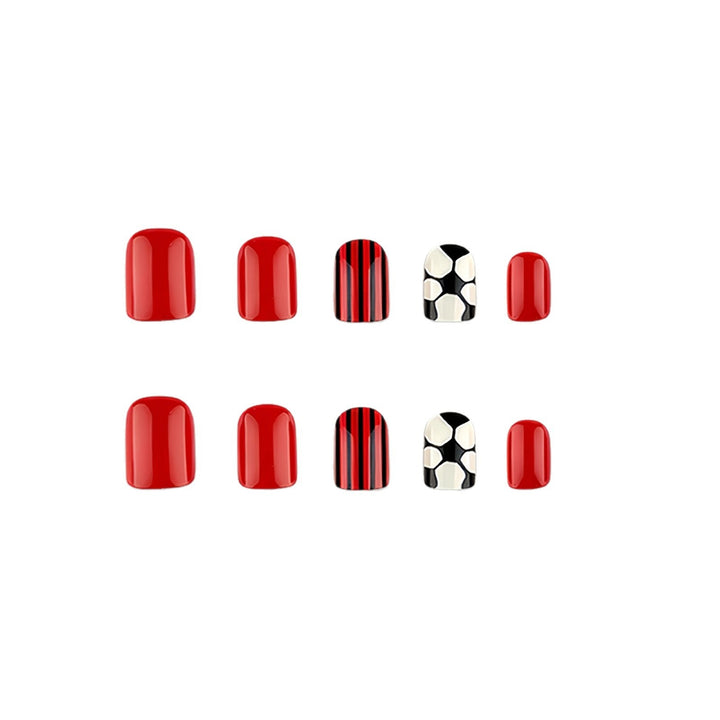 Convincing artificial nails with football motif Kalsten