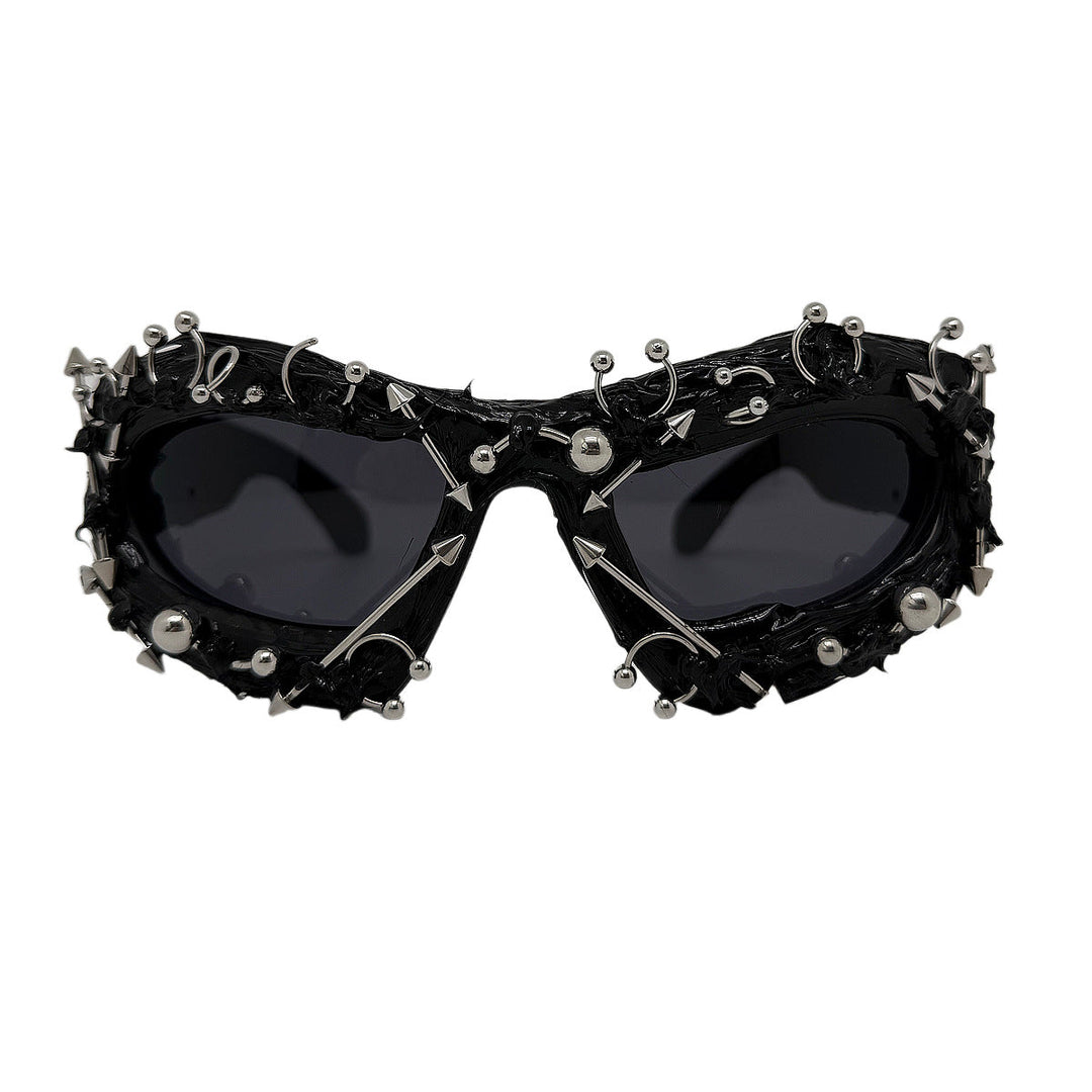 Ladies fashionable sports sunglasses with pointed details Kalsten