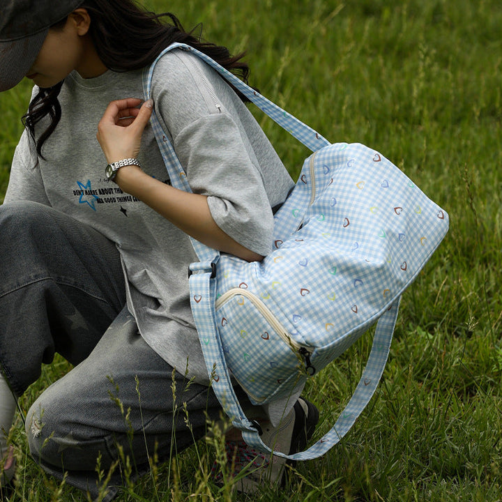 Shoulder bag with versatile interior pockets and durable material Kalsten