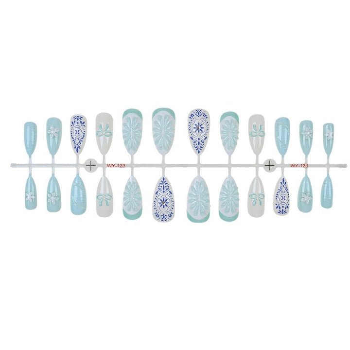 Elegant Floral-Design Press-On Nail Set Kalsten