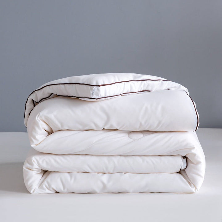 Ladies temperature-regulating year-round comforter Kalsten