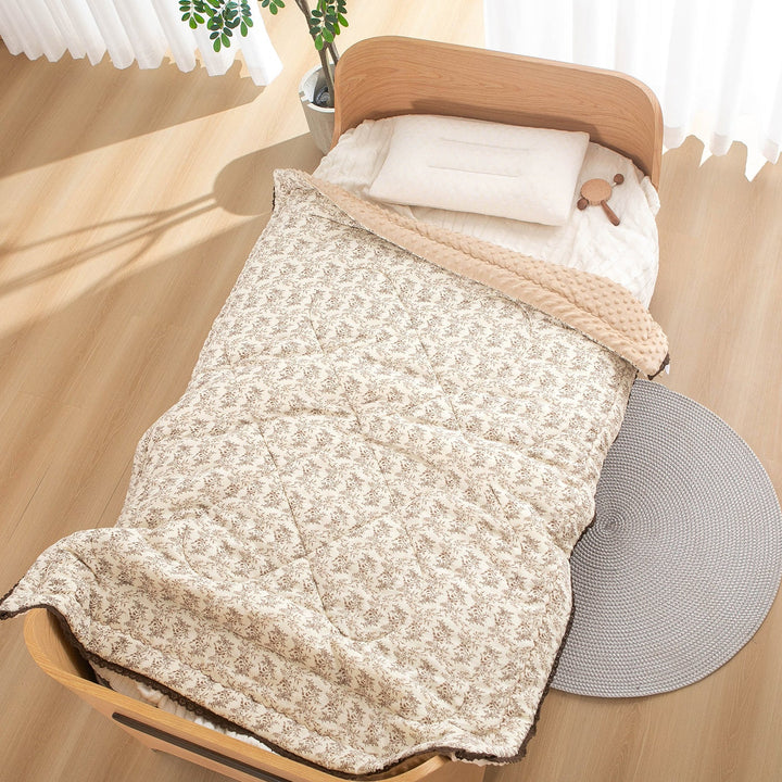Women’s bedspread with high-quality floral design Kalsten