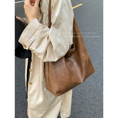 Sleek Soft Leather Hobo Bag Acalora