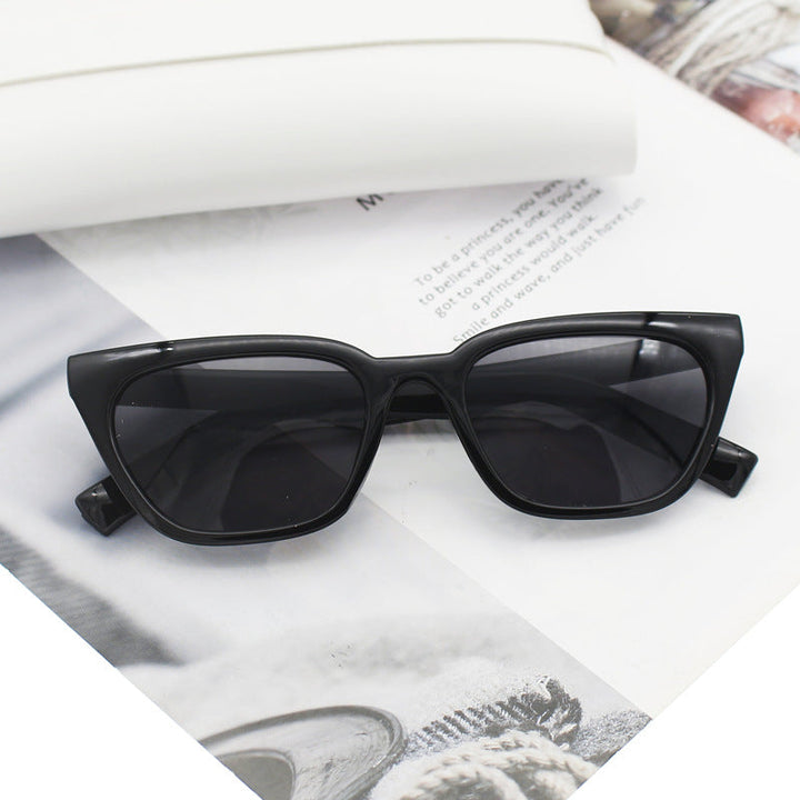 Women's geometric designer sunglasses in modern look Kalsten