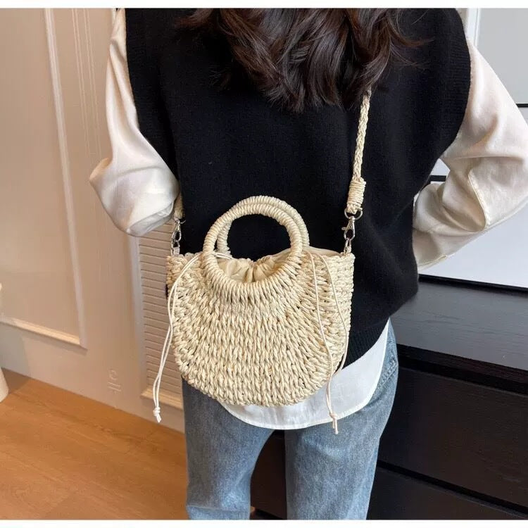 Trendy bag with round opening Kalsten