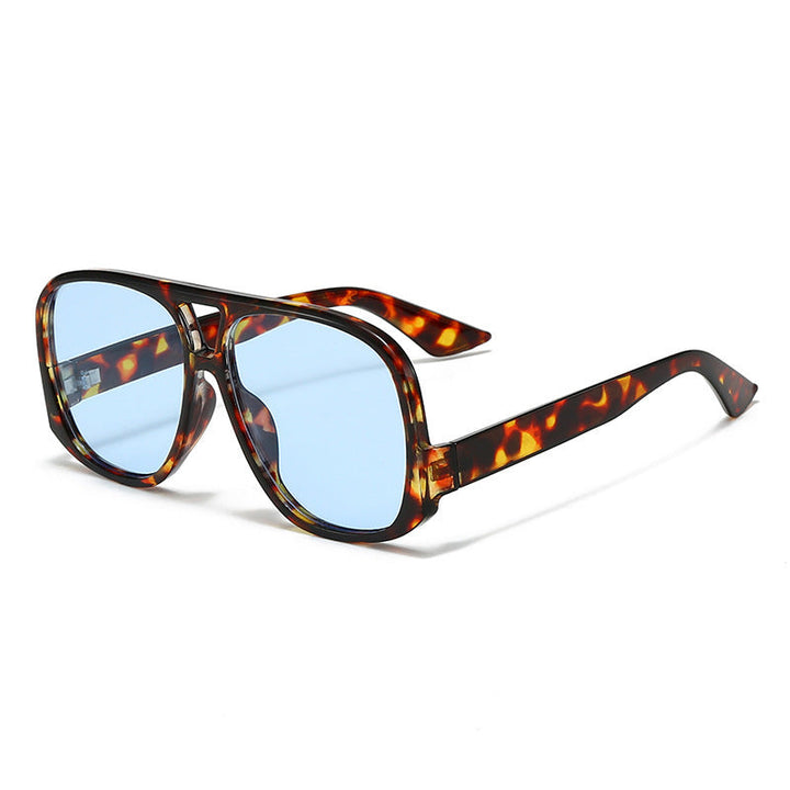 Women trendy oversized sunglasses in modern tortoiseshell pattern Kalsten