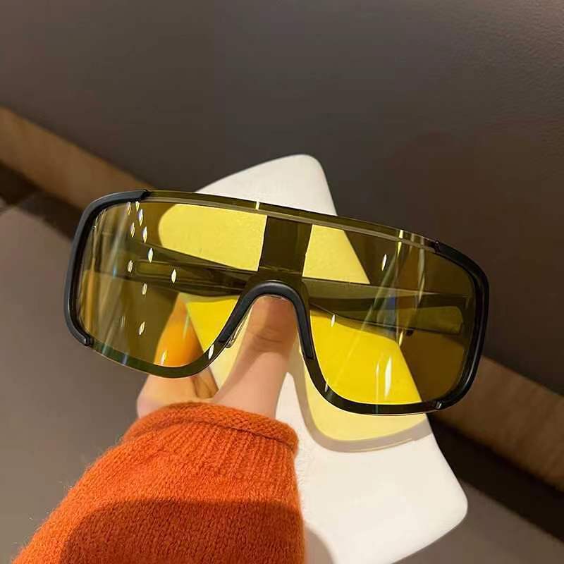 Women's sporty visor-like sunglasses Kalsten
