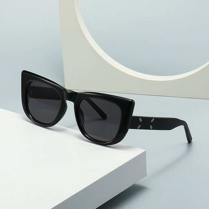 Women modern oversized sunglasses in unique design Kalsten