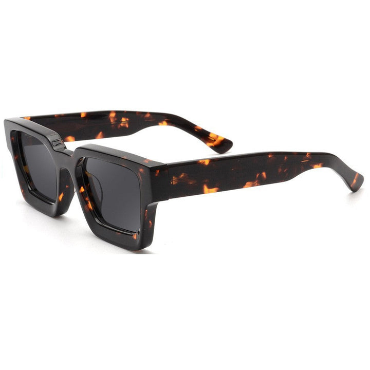 Ladies Designer Sunglasses with striking frame and polarized lenses Kalsten