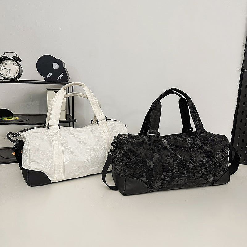 Sporty Duffel Bag With Durable Material And Versatile Compartment System Kalsten