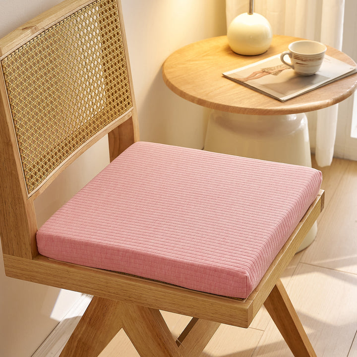 Breathable and Hypoallergenic Mattress Topper Kalsten