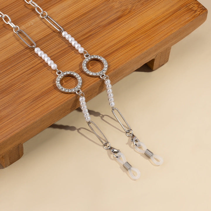 Glamorous Pearl-Embellished Eyewear Chain kalsten